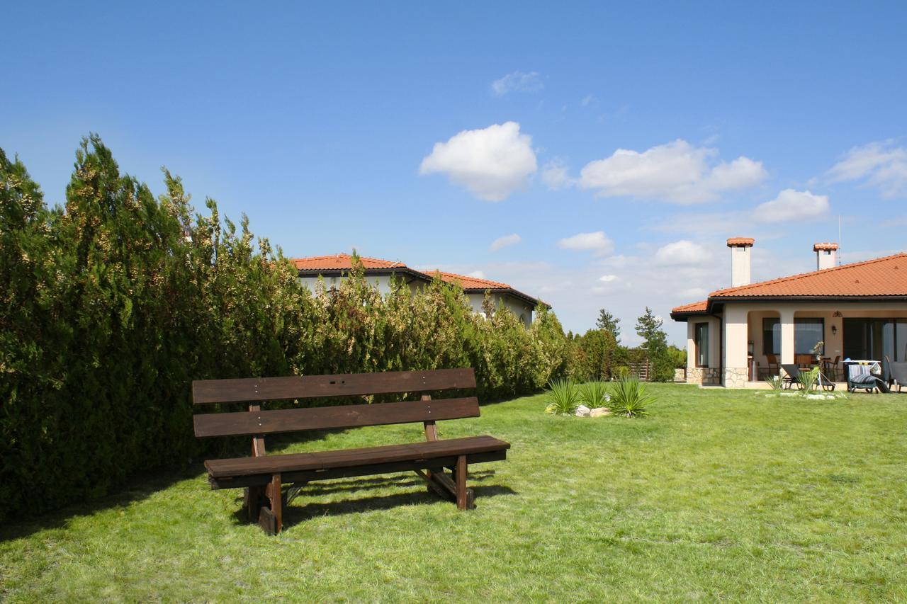 Private Villa 102 With Heated Pool In Blacksearama Balcsik Kültér fotó