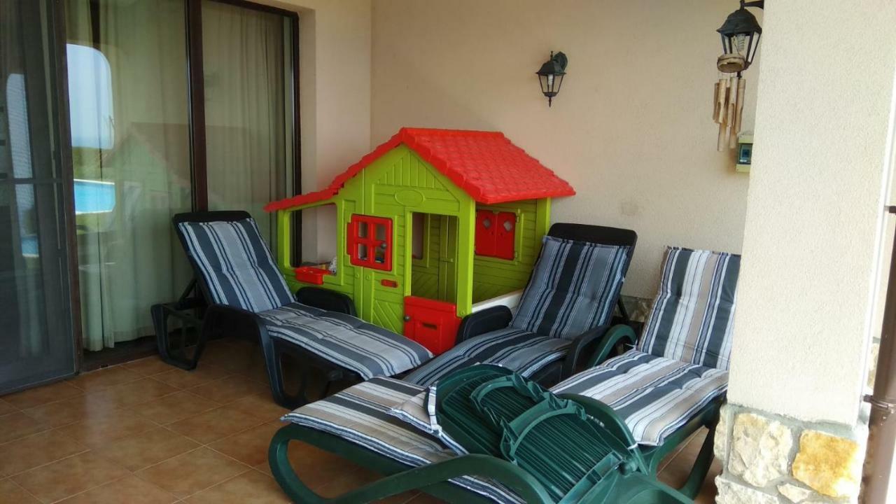 Private Villa 102 With Heated Pool In Blacksearama Balcsik Kültér fotó